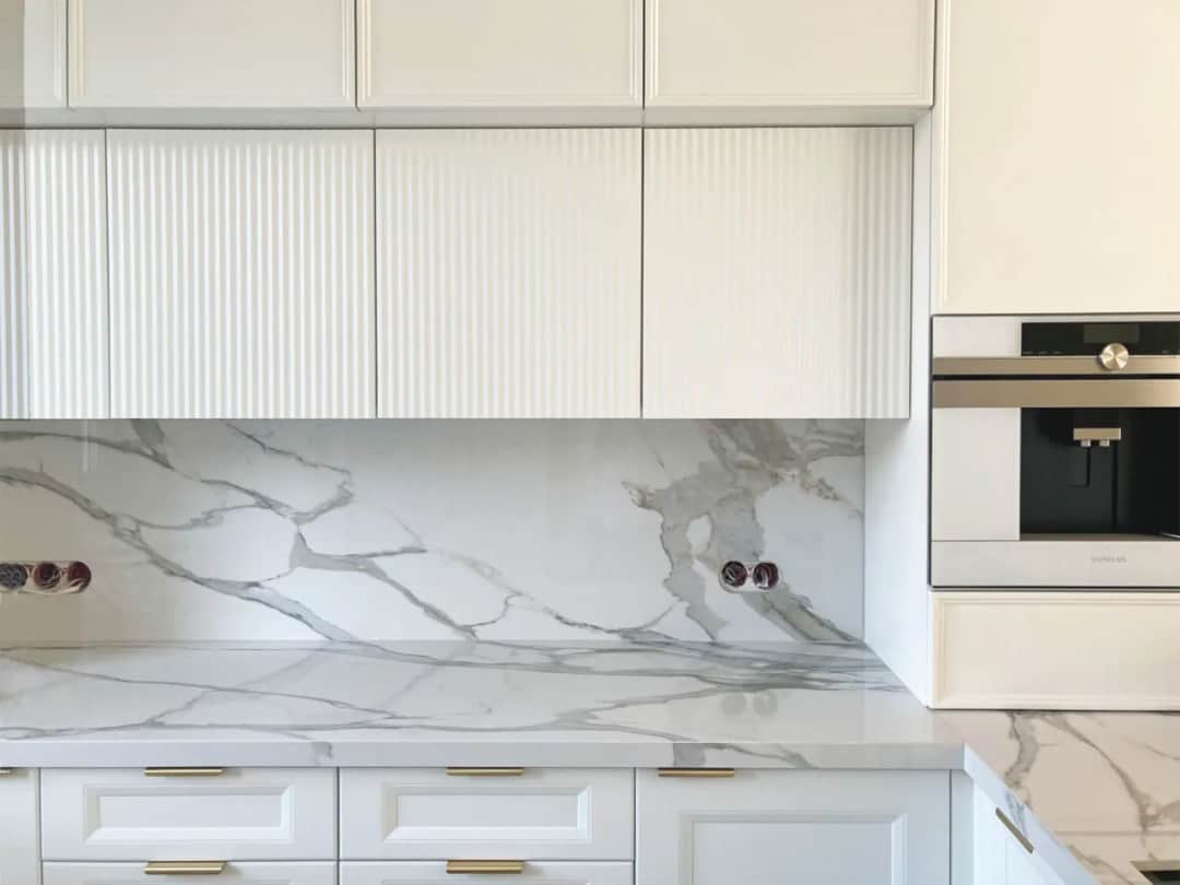 Konglomerat kwarcowy blat: czy to najlepszy wybór do kuchni?